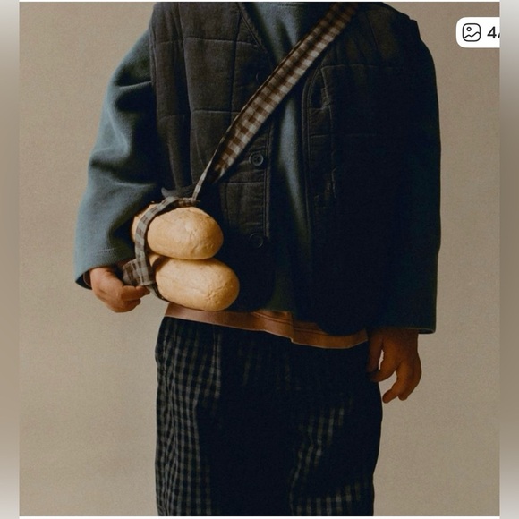 Kids Quilted Vest with Pockets - Picture 4 of 6